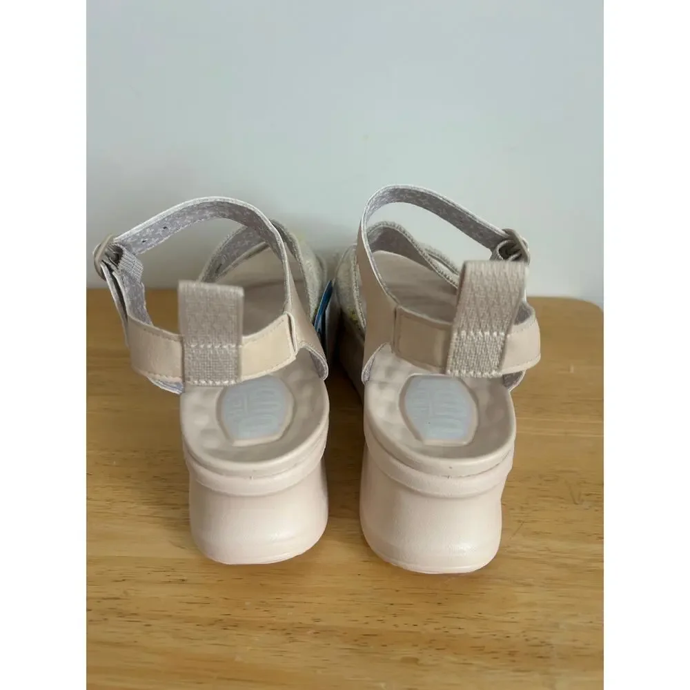 HeyDude Delray Buckle Cottage Crochet Sandals NWT Women's 8